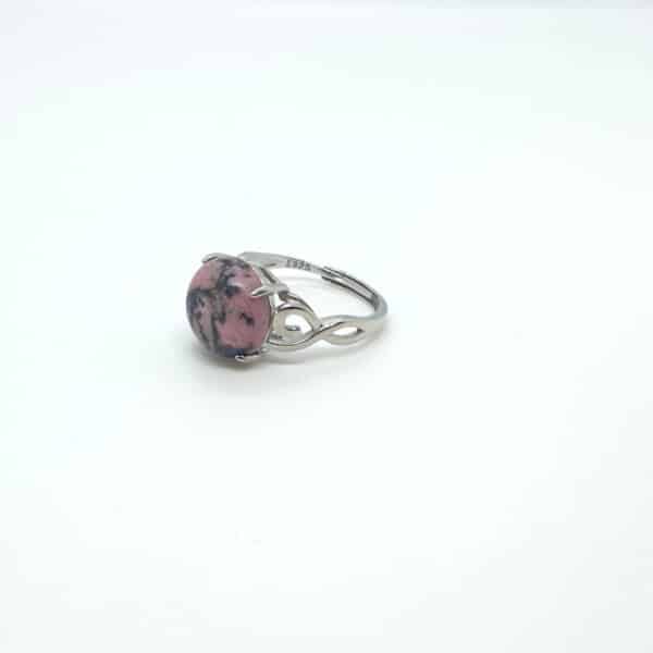 Bague en Rhodonite naturelle montée sur de l'argent 925 ajustable