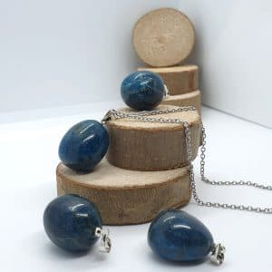 Collier pendentif en véritable pierre naturelle d'Apatite bleue