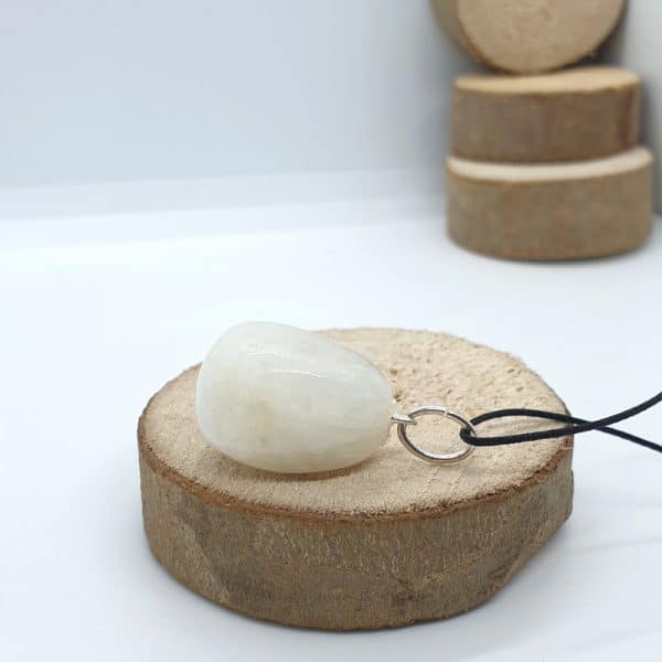Collier pendentif en véritable pierre naturelle Pierre de Lune