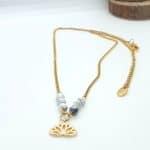 Parure en Howlite naturel avec une fleur de lotus