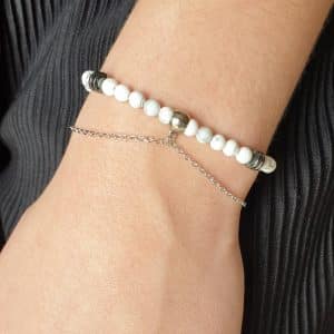 Bracelet double rang en véritables pierres naturelles d'Howlite en perles 4mm et en acier inoxydable argent